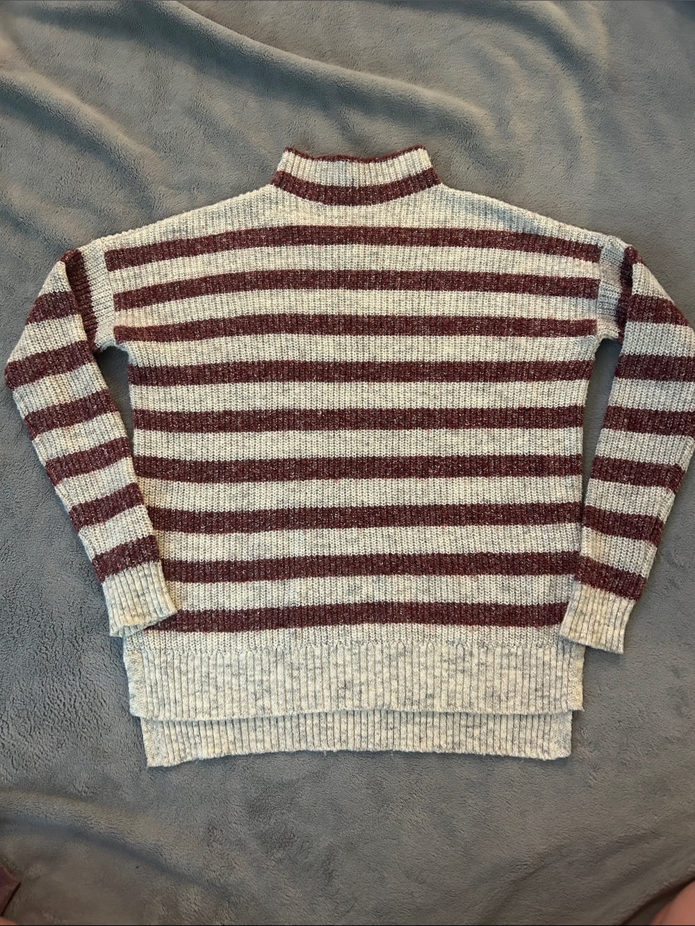 American Eagle Outfitters Striped Mock Neck Sweater in Cream and Burgundy